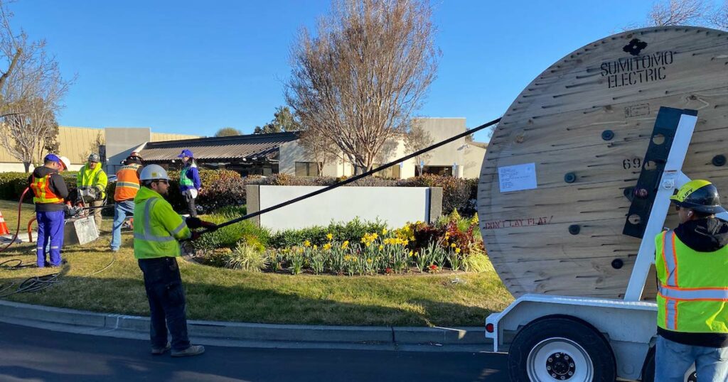 Deploying a 6,912-f Jetted Cable